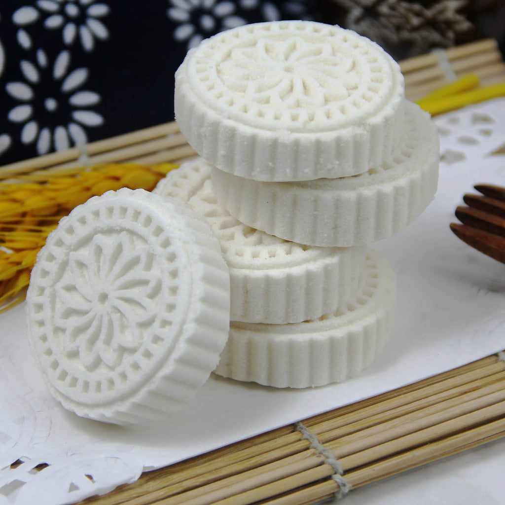A casual snack of Huaishan barley cake and gourmet snacks
